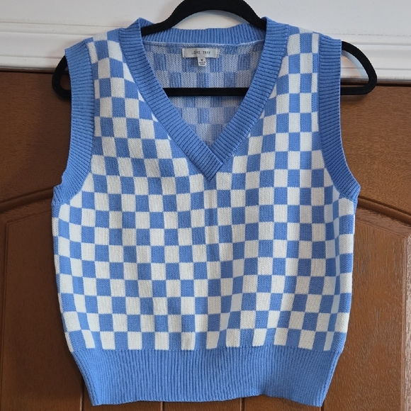 Love Tree Blue and White Knit Vest Size Medium - Picture 1 of 4